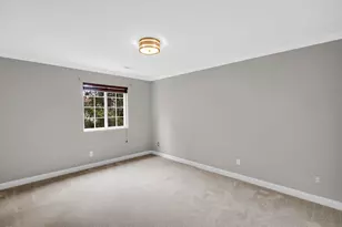 911 Penny Ct, Hobart, IN 46342 - Photo 13