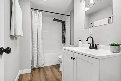 1141 W 300 N, La Porte, IN 46350 - Photo 19