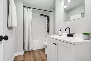 1141 W 300 N, La Porte, IN 46350 - Photo 19