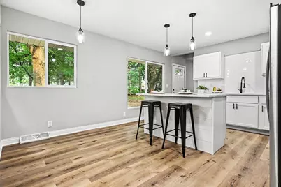 1141 W 300 N, La Porte, IN 46350 - Photo 5