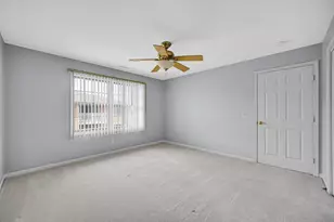 9810 Wildwood Cir, Munster, IN 46321 - Photo 9