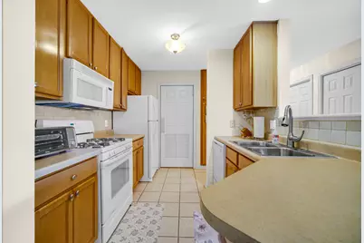 9810 Wildwood Circle #2c, Munster, IN 46321 - Photo 7