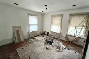 216 Ellsworth St, Gary, IN 46404 - Photo 15