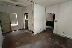 216 Ellsworth St, Gary, IN 46404 - Photo 7