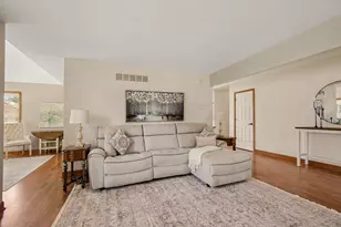 503 O'Hagan Dr, Crown Point, IN 46307 - Photo 7