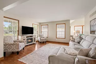 503 O'Hagan Dr, Crown Point, IN 46307 - Photo 5