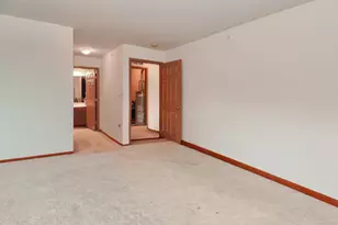 2021 W 75th Pl, Merrillville, IN 46410 - Photo 11