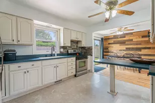 2440 Springhill Dr, Schererville, IN 46375 - Photo 9