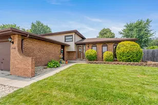 2440 Springhill Dr, Schererville, IN 46375 - Photo 1