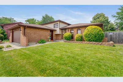 2440 Springhill Drive, Schererville, IN 46375 - Photo 3