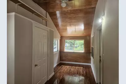 8416 E Lindstrom Lane, New Carlisle, IN 46552 - Photo 23