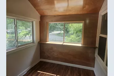 8416 E Lindstrom Lane, New Carlisle, IN 46552 - Photo 21