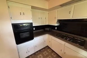 4004 E 109th Ave, Crown Point, IN 46307 - Photo 11