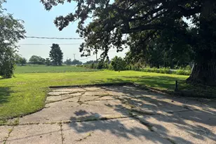 4004 E 109th Ave, Crown Point, IN 46307 - Photo 5