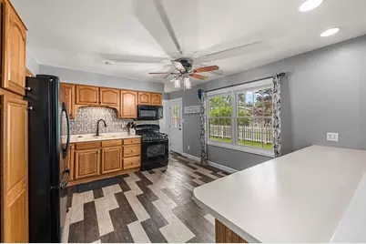 2305 Hollandale Drive, Valparaiso, IN 46383 - Photo 5