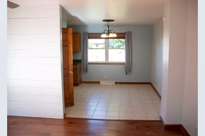 105 Greenwood Drive, La Porte, IN 46350 - Photo 5