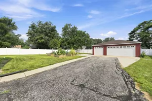 3541 Ridge Rd, Highland, IN 46322 - Photo 19
