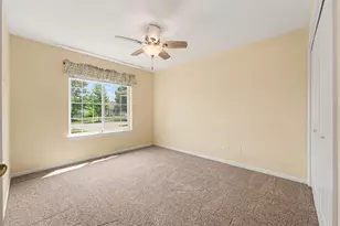 540 Sunflower Ln, Dyer, IN 46311 - Photo 13