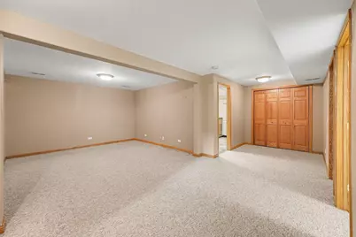 540 Sunflower Lane, Dyer, IN 46311 - Photo 17