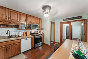 11119 Durbin St, Crown Point, IN 46307 - Photo 9