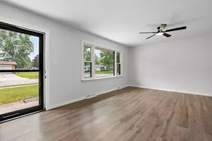 6384 Fallen Timbers Ave, Portage, IN 46368 - Photo 5
