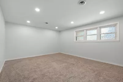 6384 Fallen Timbers Avenue, Portage, IN 46368 - Photo 19