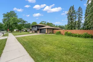 6384 Fallen Timbers Ave, Portage, IN 46368 - Photo 3