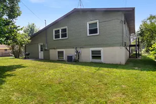 505 W South St, Hebron, IN 46341 - Photo 5