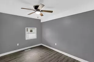 3324 175th St, Hammond, IN 46323 - Photo 13