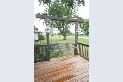 930 N Scott Street, Rensselaer, IN 47978 - Photo 3