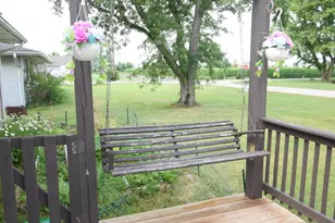 930 N Scott St, Rensselaer, IN 47978 - Photo 3