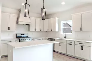9865 Beacon Pointe Ln, Cedar Lake, IN 46303 - Photo 7