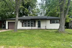 830 W 39th Ave, Hobart, IN 46342 - Photo 1