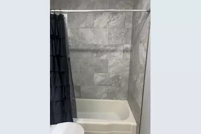 830 W 39th Avenue, Hobart, IN 46342 - Photo 17