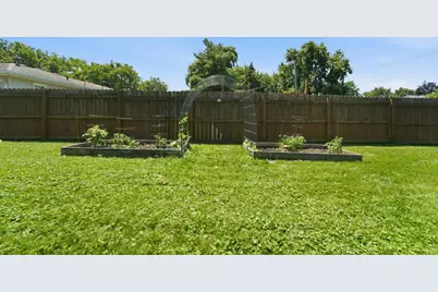 211 Cherokee Drive, Lowell, IN 46356 - Photo 5