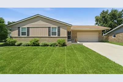 211 Cherokee Drive, Lowell, IN 46356 - Photo 1