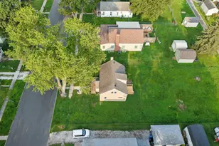 207 E Allen St, Kentland, IN 47951 - Photo 13
