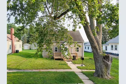 207 E Allen Street, Kentland, IN 47951 - Photo 9