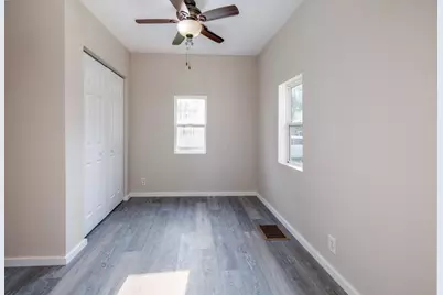 207 E Allen Street, Kentland, IN 47951 - Photo 19