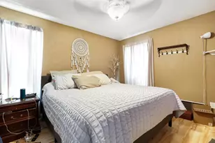 1212 Institute St, Valparaiso, IN 46383 - Photo 9