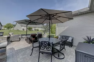 1880 Great Lakes Dr, Dyer, IN 46311 - Photo 21