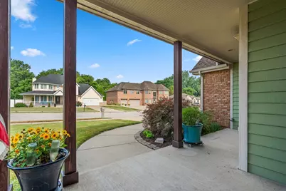 2345 Divac Drive, Schererville, IN 46375 - Photo 5
