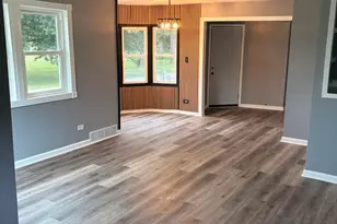1176 Matthews St, Gary, IN 46406 - Photo 9