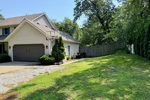 10673 Potomac Dr, Demotte, IN 46310 - Photo 35