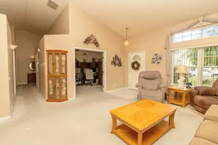 717 Sunflower Ln, Dyer, IN 46311 - Photo 9