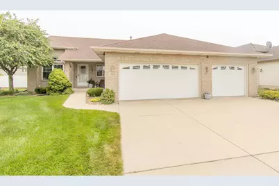 717 Sunflower Lane, Dyer, IN 46311 - Photo 1