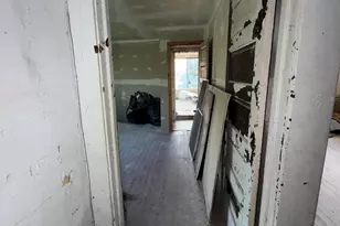 265 Harrison St, Gary, IN 46402 - Photo 5
