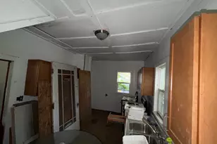 265 Harrison St, Gary, IN 46402 - Photo 7