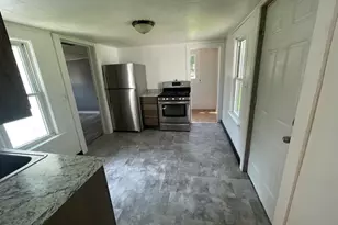 308 E John St, Knox, IN 46534 - Photo 7