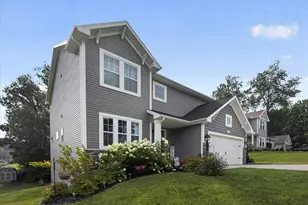 712 Gentry Ln, New Carlisle, IN 46552 - Photo 5